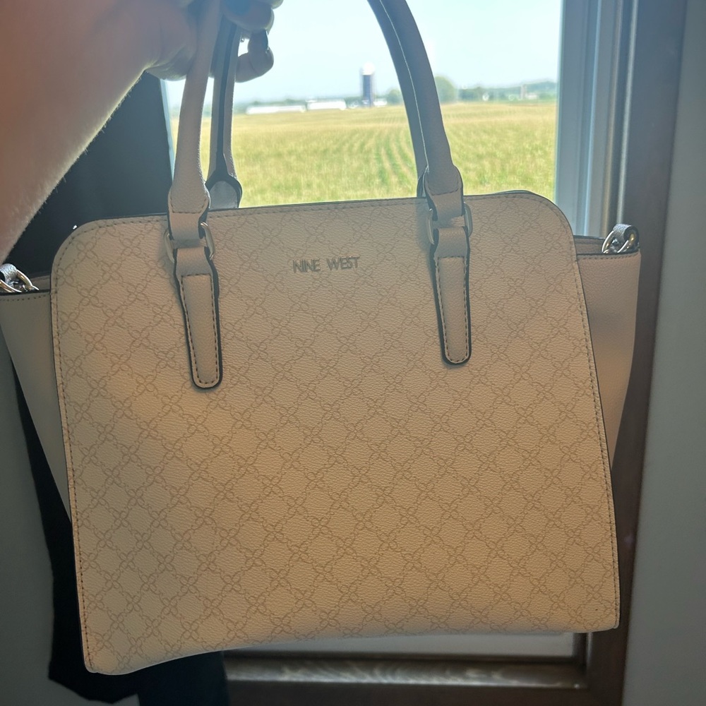 Nine West purse